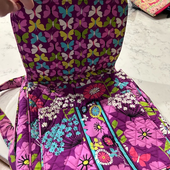Vera Bradley Like New Crossbody Purse - Picture 3 of 4